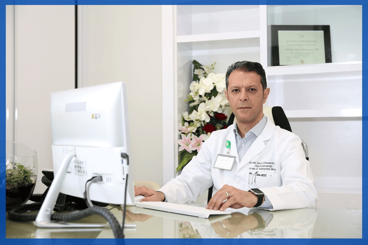 پروفسور فوق تخصص قرنیه مشهد دکتر سیامک زارعی قنواتی